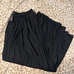 Black Pleated Maxi Skirt